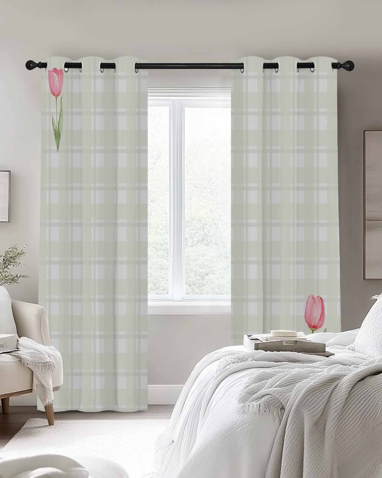 清新格纹郁金香薄纱窗帘